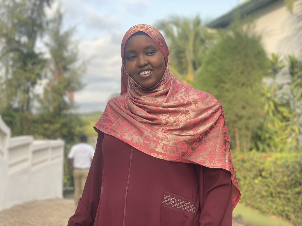 On démarra demain la consultation et la formation des #jeunes sur la résolution 2250 des Nations Unies🇺🇳.

Fatuma est notre collègue.Elle est spécialiste #Youth #Peace #Securite ; basée à <a href="/UNFPA_WCARO/">UNFPA WCARO</a> à Dakar. 

Joignez-vous à moi pour lui souhaiter la bienvenue en🇬🇳!

<a href="/FMuhumed/">Fatuma Kuno Muhumed</a>