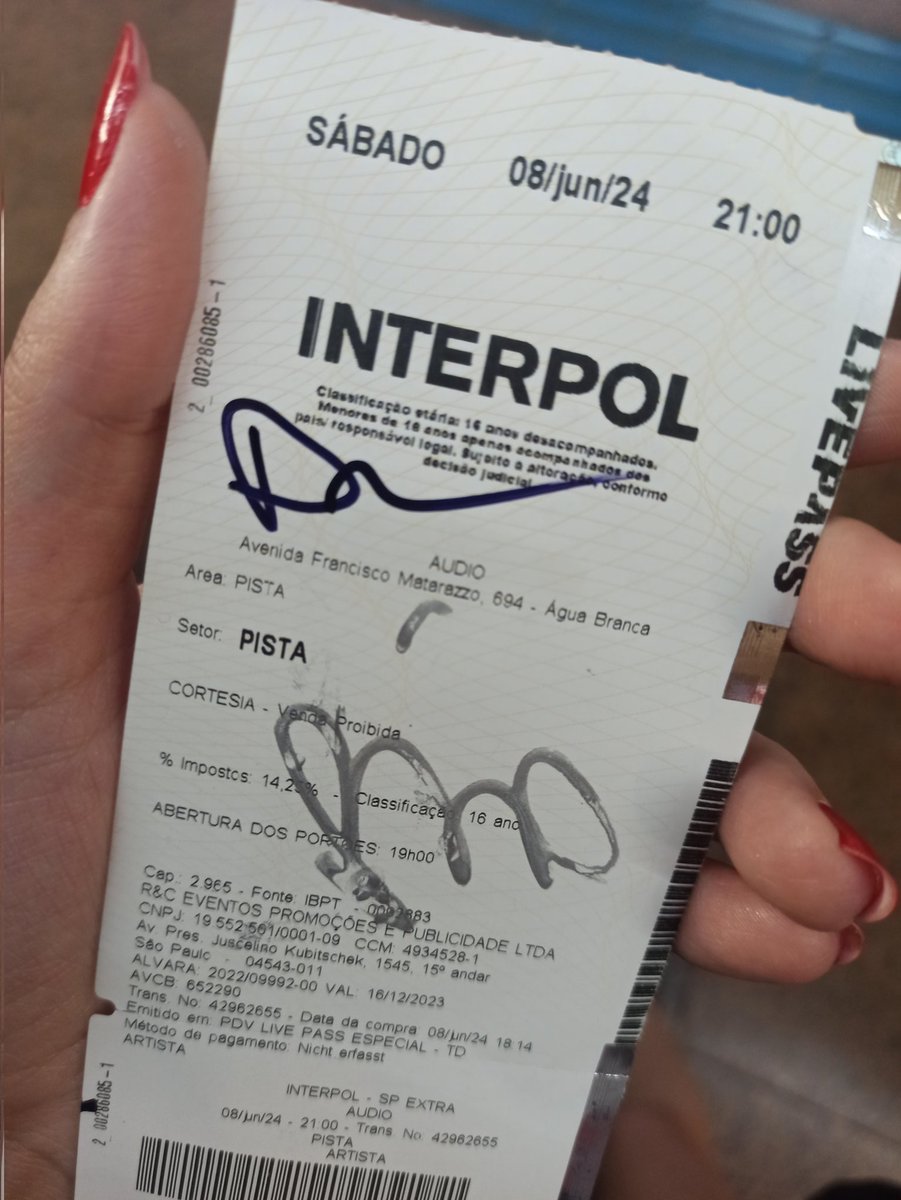 MachineGum_'s tweet photo. Tô literalmente postando essas fotos e chorando no metrô!!!
Eu vi o Daniel e o Paul ahhhhhh tô tão feliz ❤️❤️❤️❤️❤️ @Interpol Te Amo!!!!
#Interpol #PaulBanks #DanielKessler https://t.co/Xeud7vyXOK