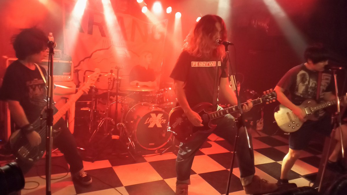 NEUTRAL_BASS's tweet photo. 自宅着。

終始楽しかった🙌

#VALVEDRIVE
#SHAMES
#STONELEEK
#KRANG https://t.co/fmISO2iwbi