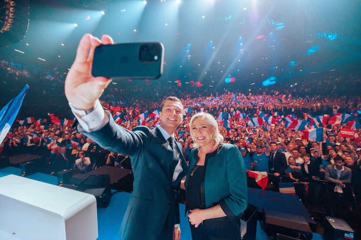 tanguy_france's tweet photo. Ce soir, les patriotes l’ont emporté. La liste de Jordan Bardella arrive en tête avec 32% des voix. C’est avant tout une victoire pour les Français qui veulent une Europe des nations forte, plus juste et solidaire.

TELLEMENT FIER DE MON PAYS ! 🇫🇷🇫🇷

#ElectionsEuropéennes2024 https://t.co/T8tw5CTMgf