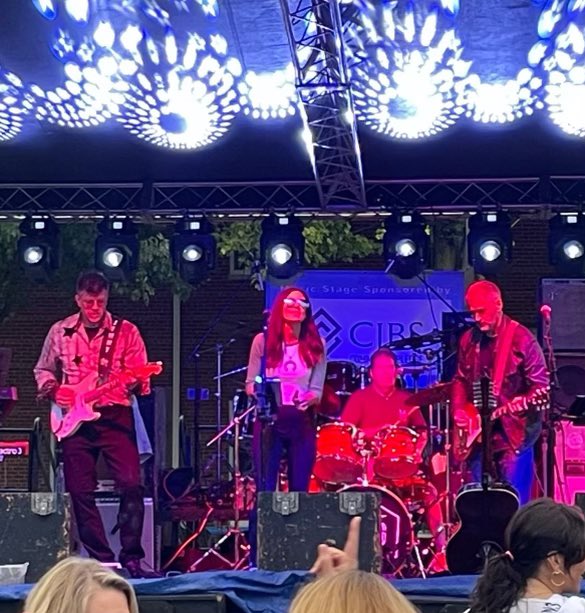 KingSaturday's tweet photo. Such a great time playing the block party at St. Norbert on Saturday. Thanks to all who braved the rain and came out! 

Next #KingSaturday gig, Saturday, June 29–a 4pm slot outdoors at Landmark Inn, Northbrook for “Deadfest”! ☮️🤘 https://t.co/5BETmANLTt