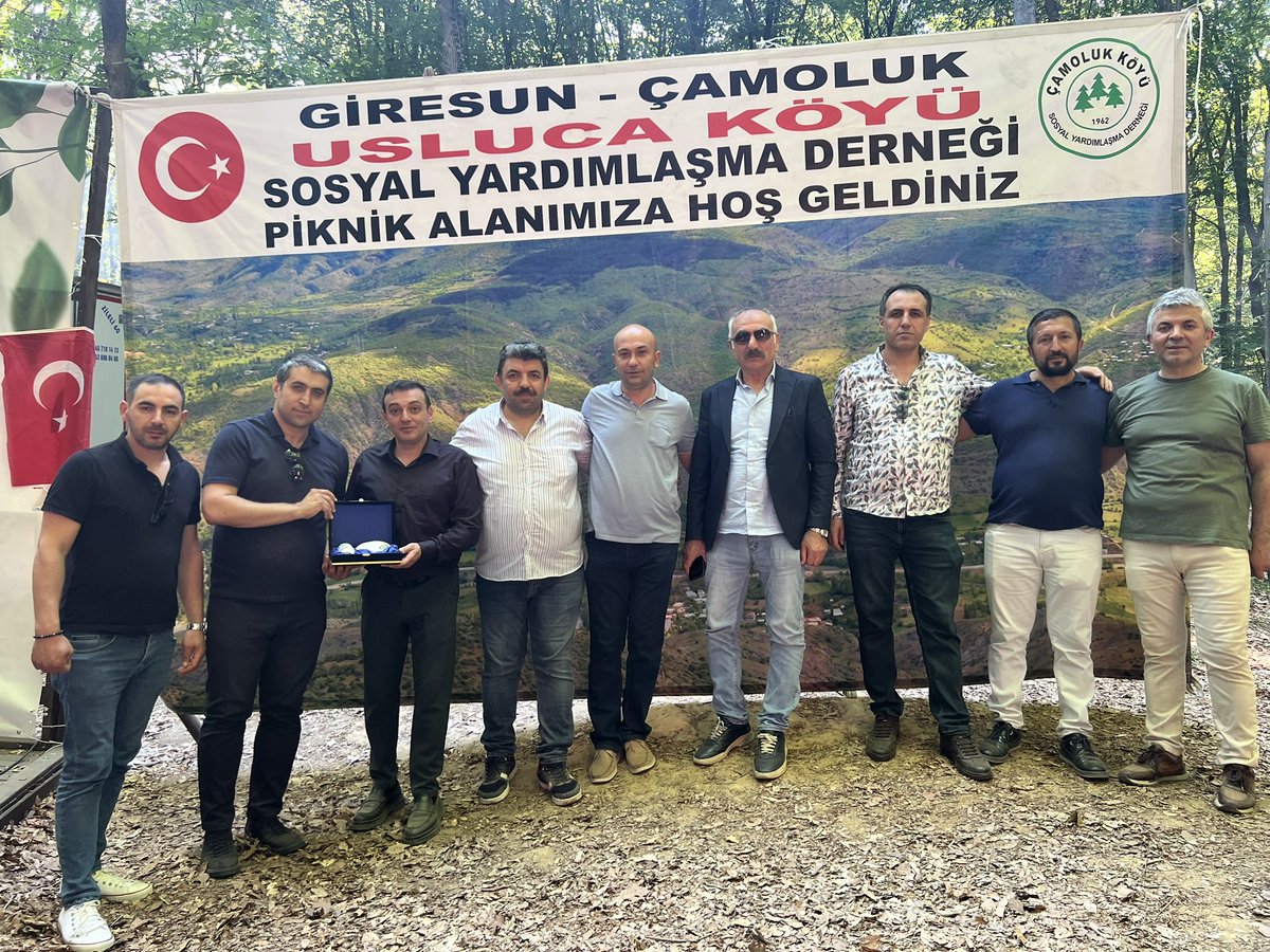 serkankaya_29's tweet photo. ŞİDEF Genel Başkan Yardımcımız Taştan Hafo, GÜDEF 3. Bölge Başkan Yardımcısı Harun Gülap, Gümüşhane Şiran İncedere köyünden hemşehrimiz Nizami Demir ve Giresun Çamoluk Usluca köyünden hemşehrimiz İmdat Gecü ile birlikte Giresun Çamoluk Usluca Köyü Derneği Pikniğine katıldık. Misafirperverliği için Usluca Köyü Derneği Başkanı Recep Yüksel ve yönetimine teşekkür ederiz. @imdatgecu @Camoluk_ 

📍Kemerburgaz- Eyüpsultan