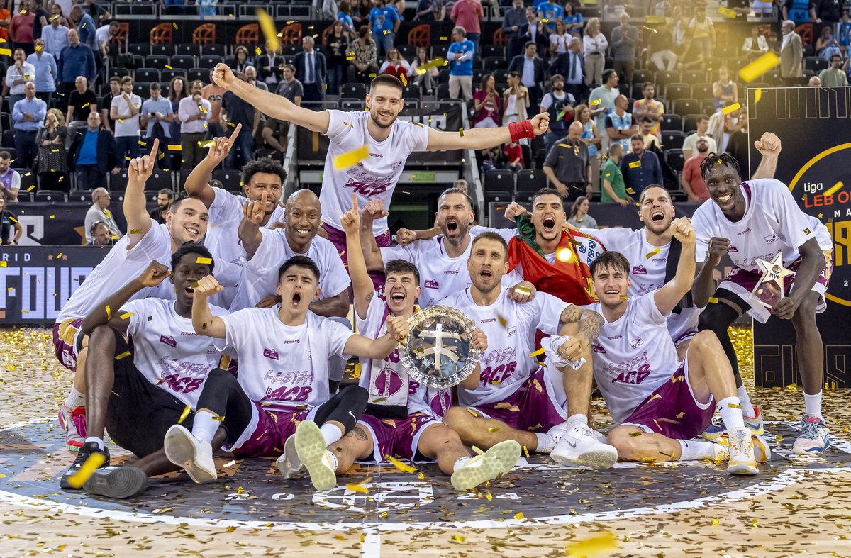 GIGANTESbasket's tweet photo. H I S T O R I A del @flleida 

📸 FEB