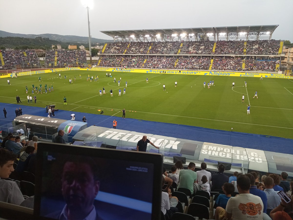 MirkoMazzali's tweet photo. Italia-Bosnia su @radio5punto9 https://t.co/UqRHzO8f86