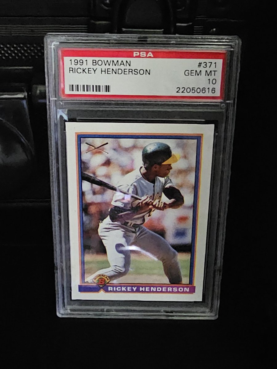 jnovo79's tweet image. Came back from vacation to find yet another Rickey Henderson #junkwax for the collection in the mailbox.  #thehobby