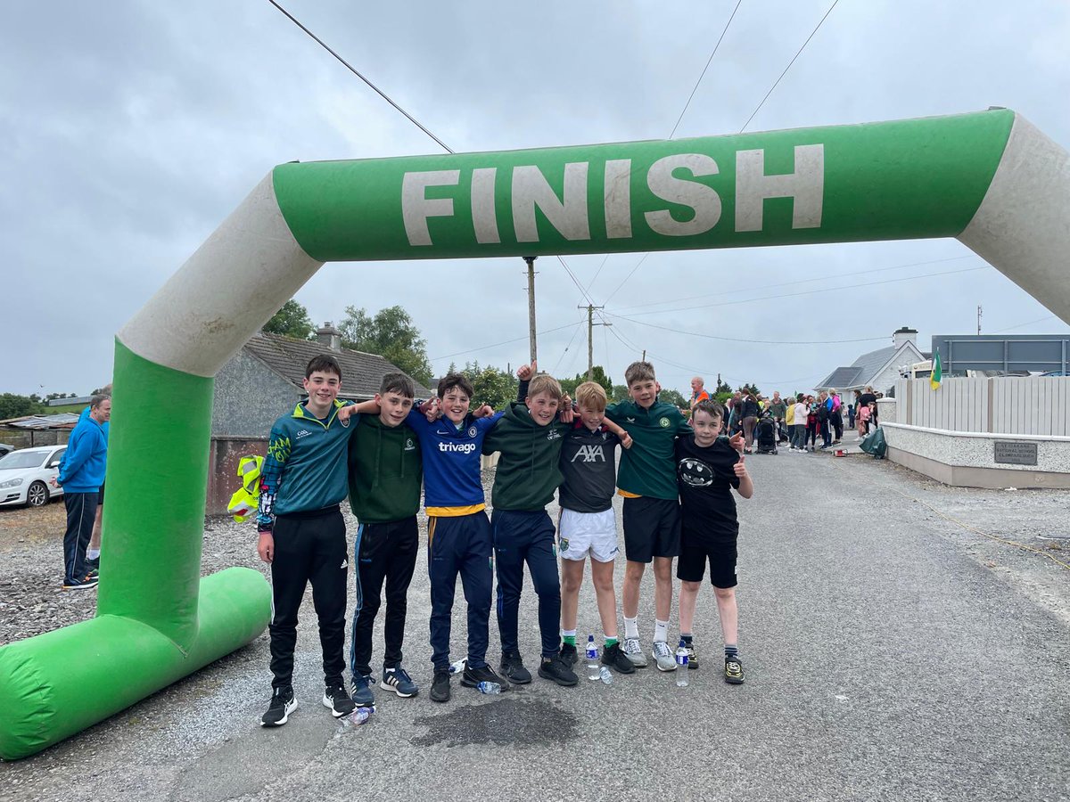clonmacnoisns's tweet image. Thank you to everyone who organised and took part in today's fun run in Clonfanlough. A great day was had by all 🥳