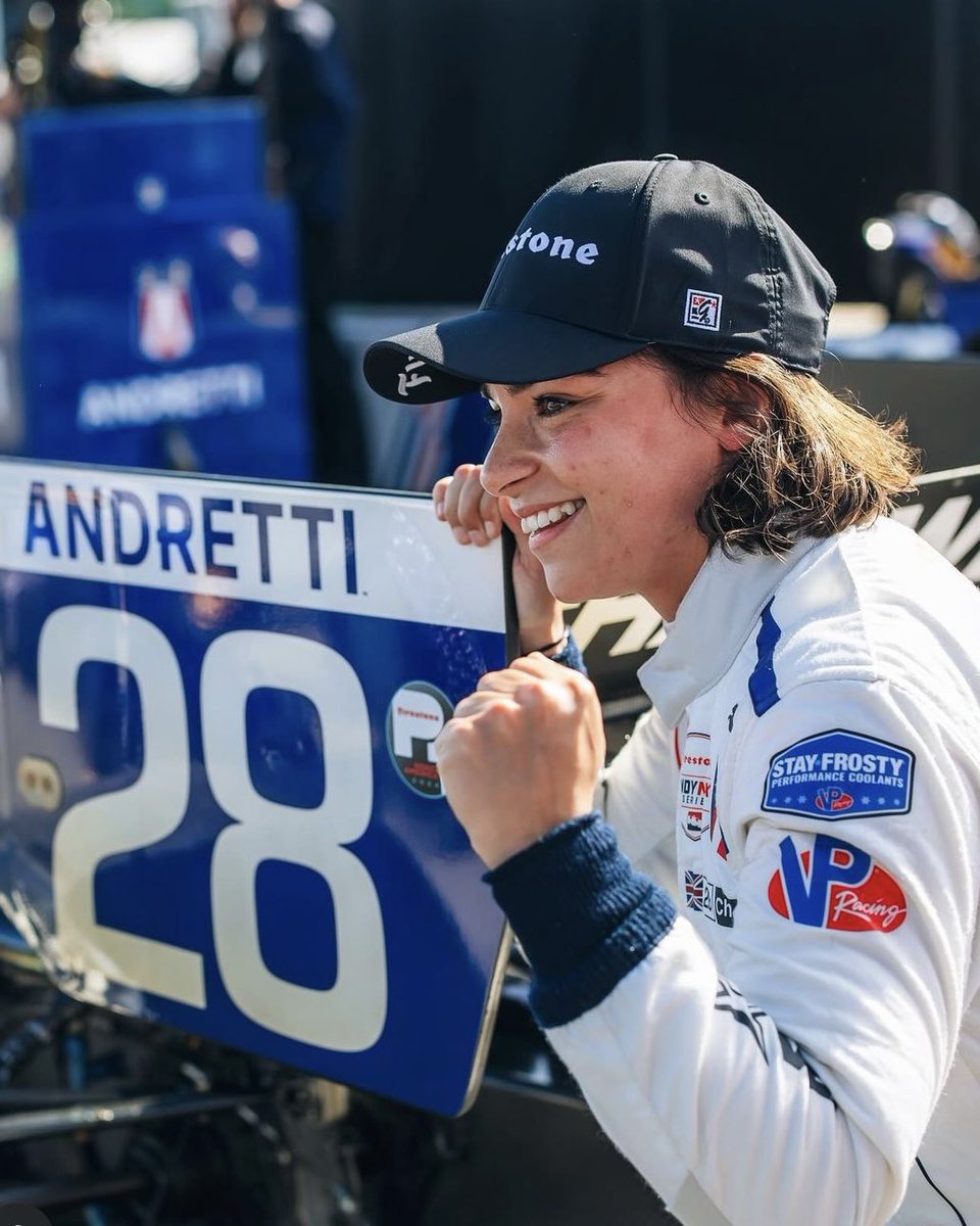 JAMIE CHADWICK WINS HER FIRST INDY NXT RACE! 📣

From her first pole to her first win, <a href="/JamieChadwick/">Jamie Chadwick</a> becomes the first woman in 15 years to win an <a href="/INDYNXT/">INDY NXT by Firestone</a> race! 🍾 

#WomenInMotorsport
