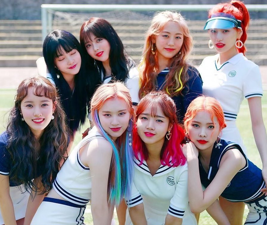 ellyfiles's tweet image. my girls forever, you have my heart ♡