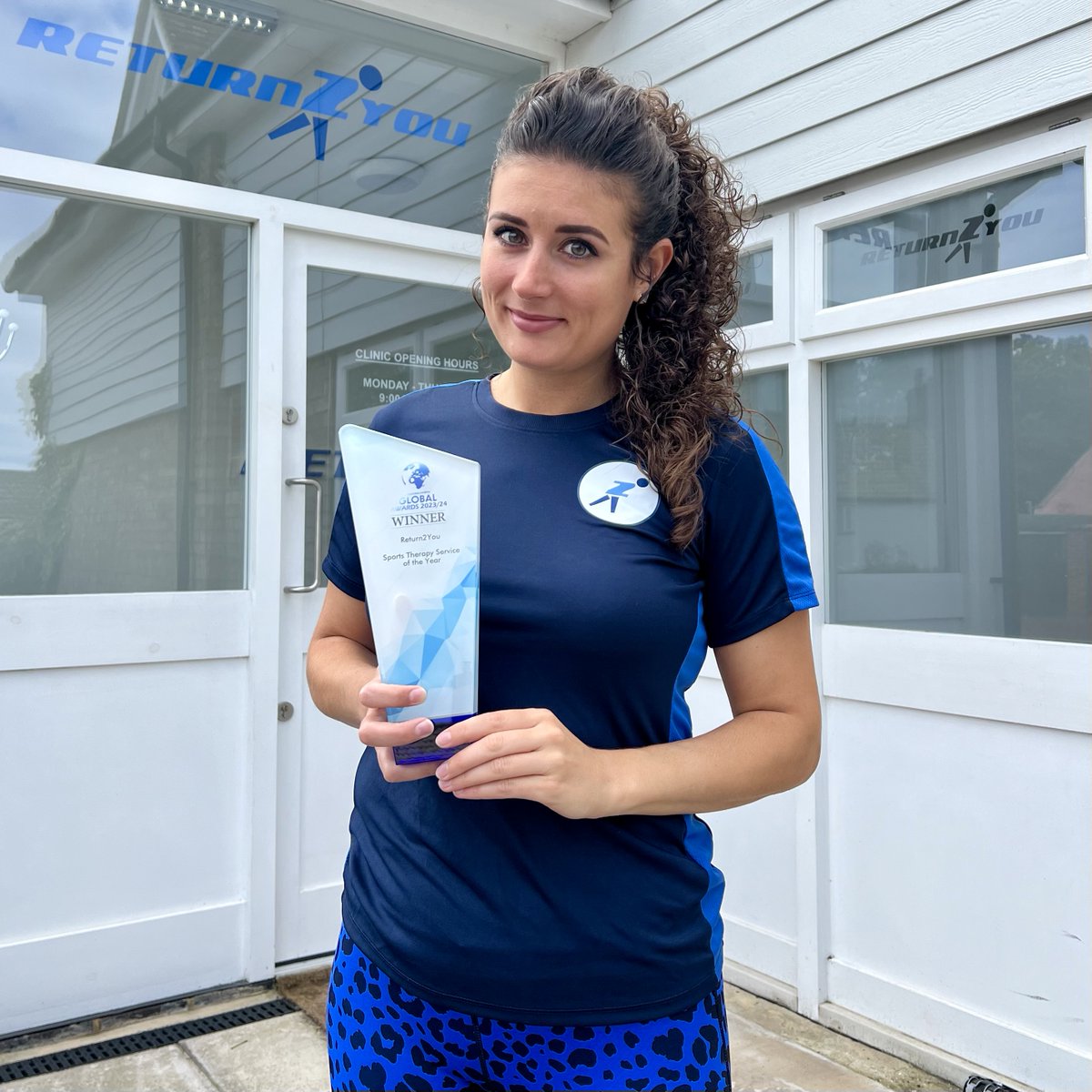 Return2YouUK's tweet photo. Return2You have been awarded 'Sports Therapy Service of the Year' at the Corporate LiveWire Global Awards 23/24! Thank you all for your continued support 🏆💙 https://t.co/CGxhpotVS7