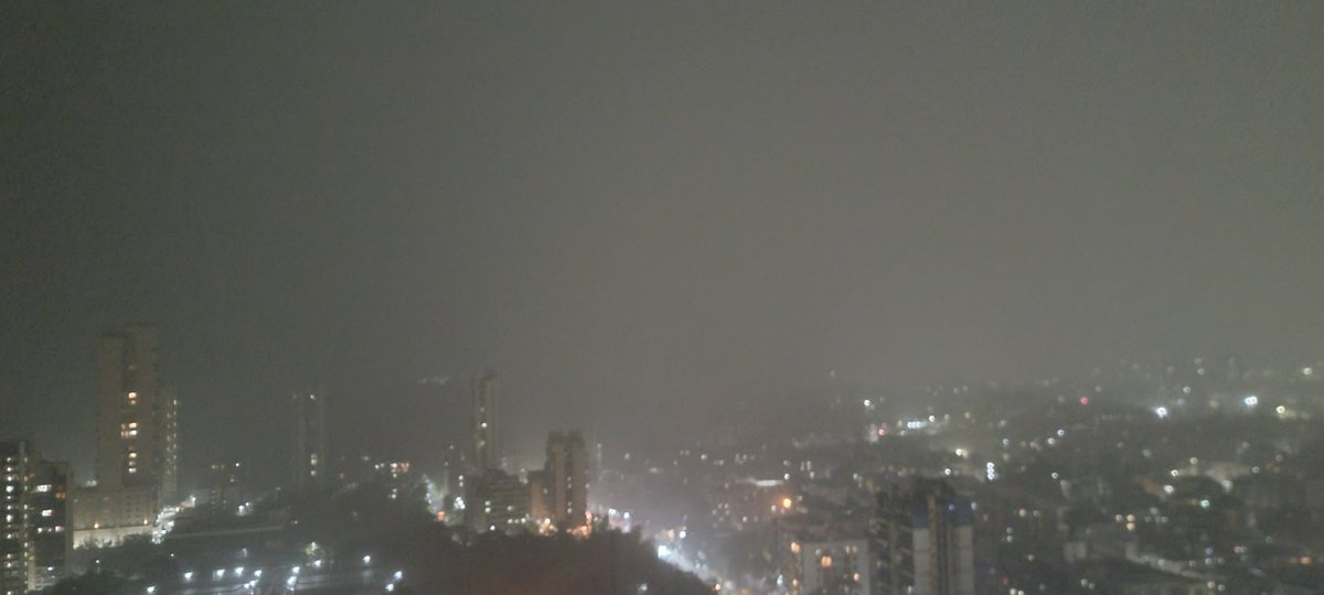 ArupRChatterjee's tweet photo. @rushikesh_agre_ Navimumbai🌧🌧 https://t.co/ghO3mxu03x