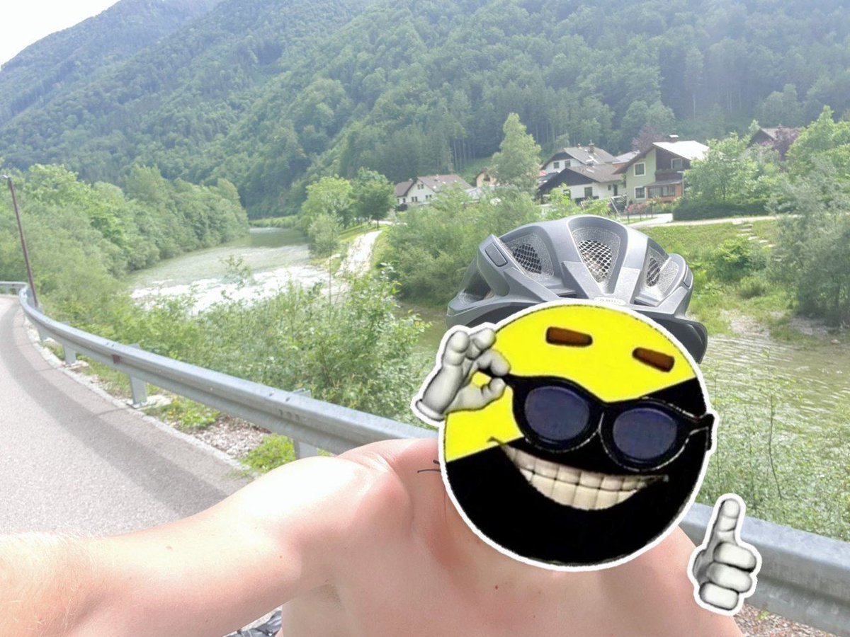 brrreadfan's tweet photo. #BikeStacking to @BTCPrague
Stage 4:
86.3k for @BitcoinEkasi 🤙🧡 350k to go...

Another morning climb, followed by a very nice downhill ride along the Ybbs river. Gotta love those former railroad tracks turned bike paths. (Who is John Galt?!) https://t.co/mmr9bZ5afV