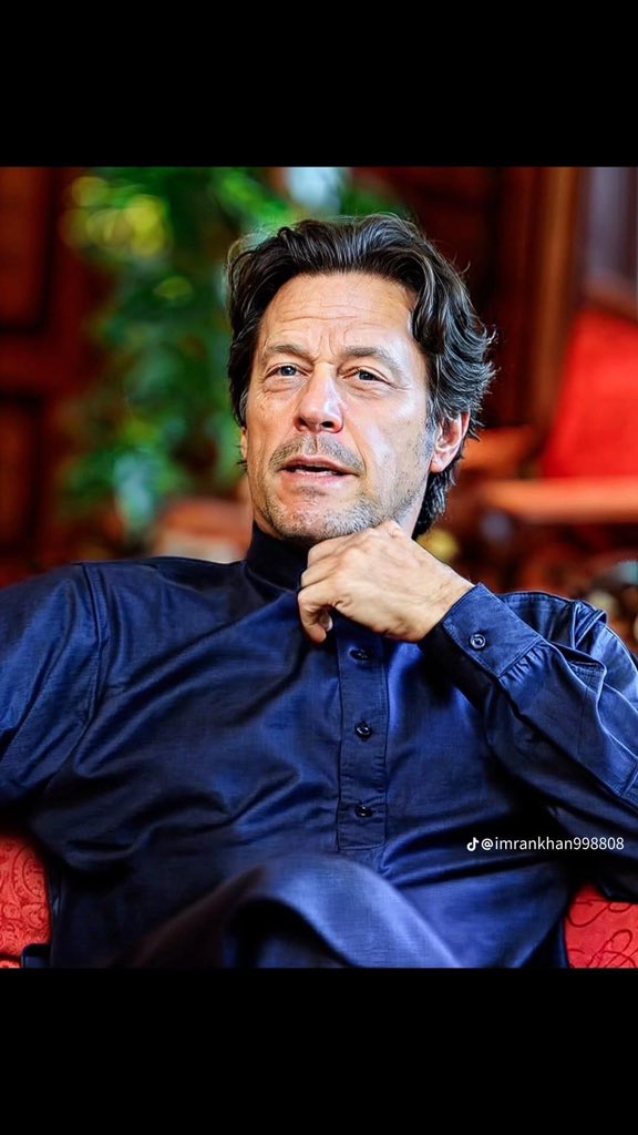 <a href="/soldierspeaks/">Adil Raja</a> صدیوں میں کوئی ایسا لیڈر پیدا ہوتا ہے   قدر کرو اسکی 🥰♥️