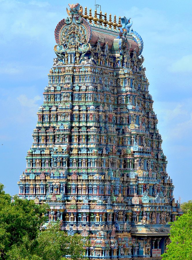 Everyone has heard about the Eifel Tower, Pantheon and the Colosseum.

But the greatest architectural marvels are not necessarily the ones hidden in plain sight.

So here are 17 alternative Wonders of the World... 🧵