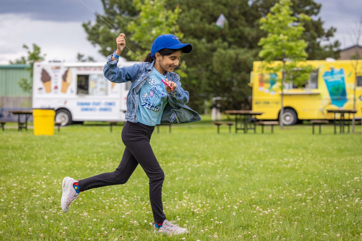Exp_Brampton's tweet photo. What a day to celebrate the 10th annual Brampton KiteFest at Greenbriar Recreation Centre! 🎉

It was a family-friendly celebration of kites, kite fliers and eco-friendly recreation!

Thank you to everyone who came out and made this event unforgettable. https://t.co/RkJgCTYJDo