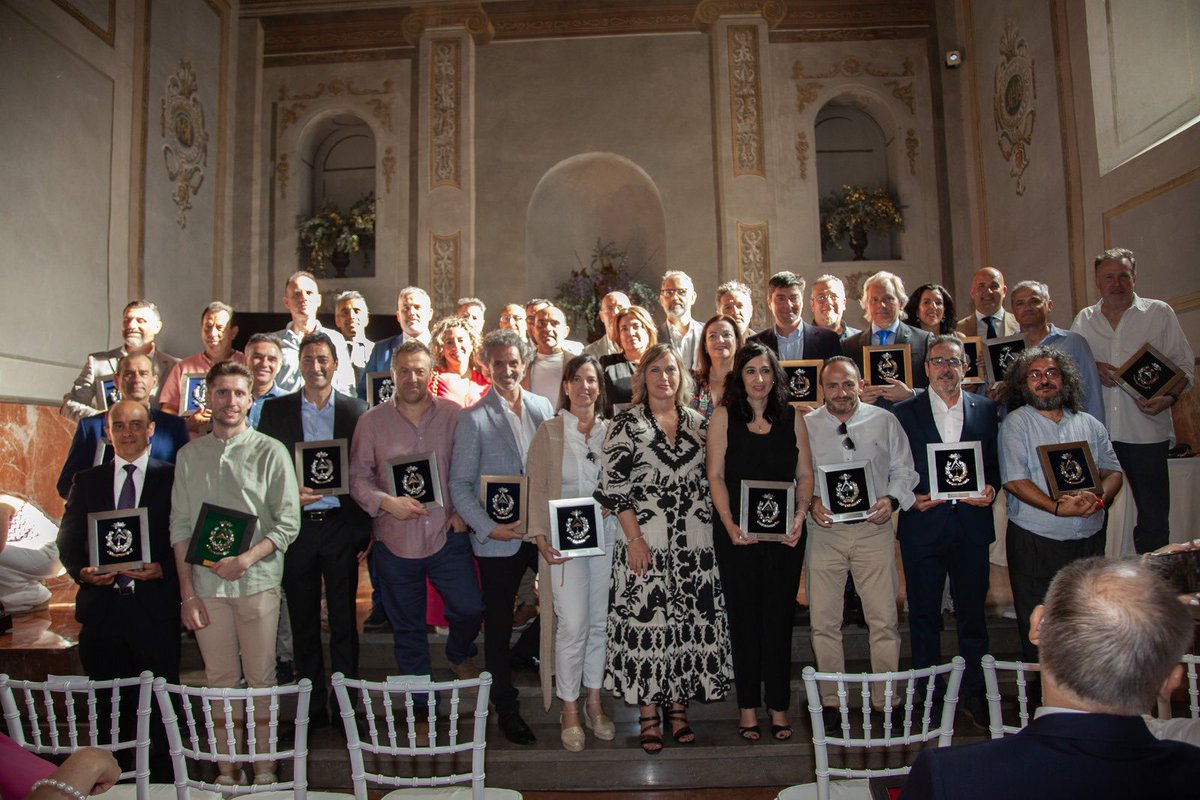 Aparejadores Granada tweet media