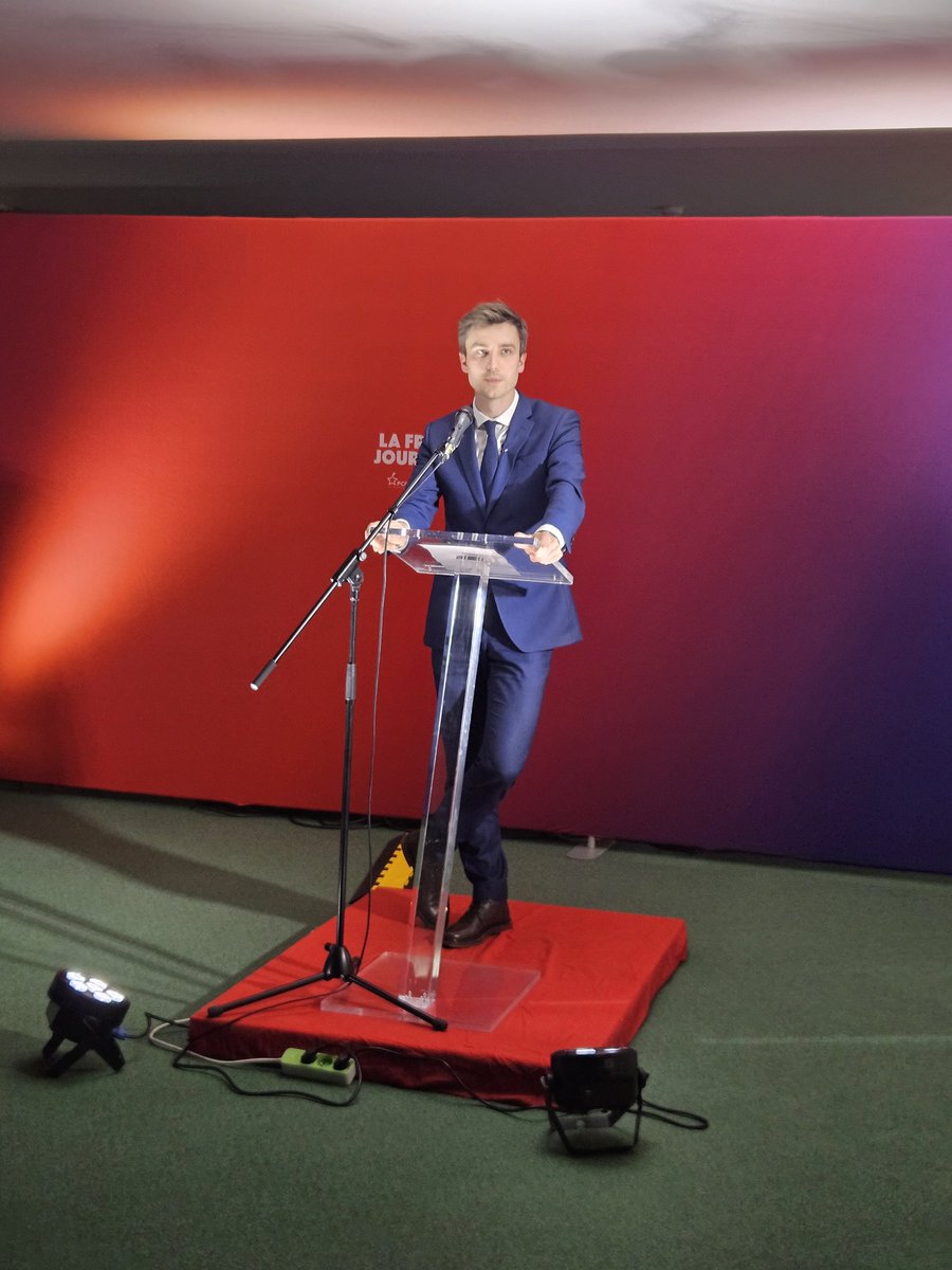 "Je continuerai la lutte acharnée contre l'extrême-droite. A ceux qui ont voté J.Bardella par colère :"je vais continuer à m'adresser à vous pour vous convaincre et vous démontrer que le RN est un faussaire de la question sociale."