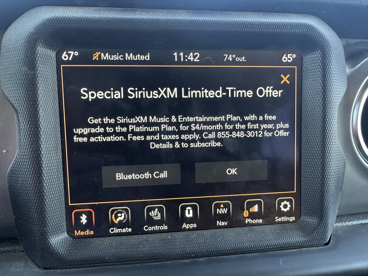 bsilvers's tweet photo. @Jeep @Chrysler @SIRIUSXM keep the ads off of my car. My car is three years old we’re way past the point of promotional ads. https://t.co/YqiUQxRPc0