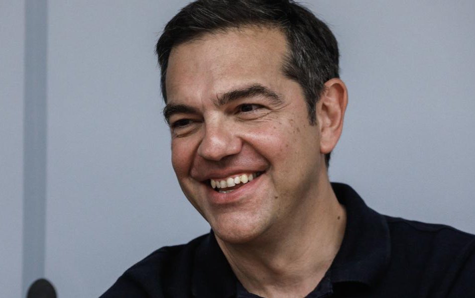 Marka2free's tweet photo. Διαβάζοντας το εκλογικό αποτελέσμα μια διαπίστωση σημαντική.
Να κρατάτε ως ιερό δισκοπότηρο τον Αλεξη 
Μόνο αυτός κατάφερε και έκανε κυβέρνηση την Αριστερά και είναι ο μόνος που μπορεί να ενώσει τον χώρο και να τον οδηγήσει και πάλι στην εξουσία
Τα αλλα είναι να ειχαμε να λέγαμε https://t.co/sykDec19Pu