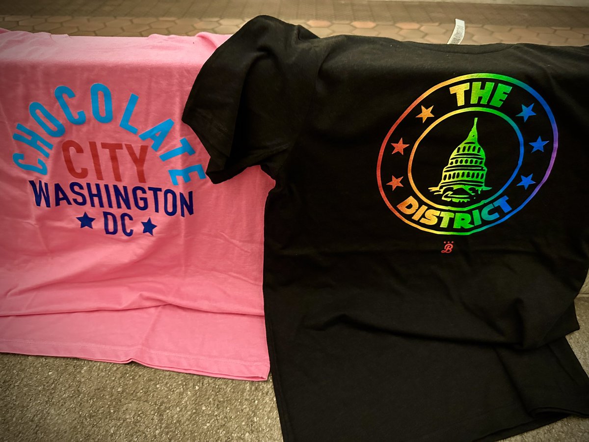 KTravisBallie's tweet image. I went on a little bit of a shopping spree at the @CapitalPrideDC Festival. I bought these two awesome t shirts from #BlackOwned, #MadeInDC business @BailiwickCrewDC. Ready to rock these at the Wilson Building and DC protests!