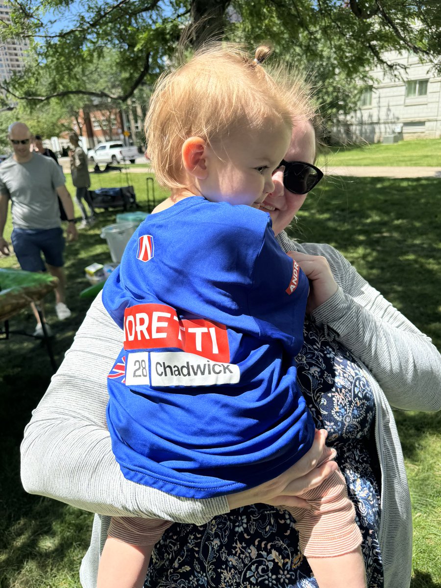 AbeMatthew's tweet photo. Congratulations @JamieChadwick from your #1 fan Trinity Matthew! She wore your shirt today for good luck! @AndrettiIndy https://t.co/vF1ANef7Ik