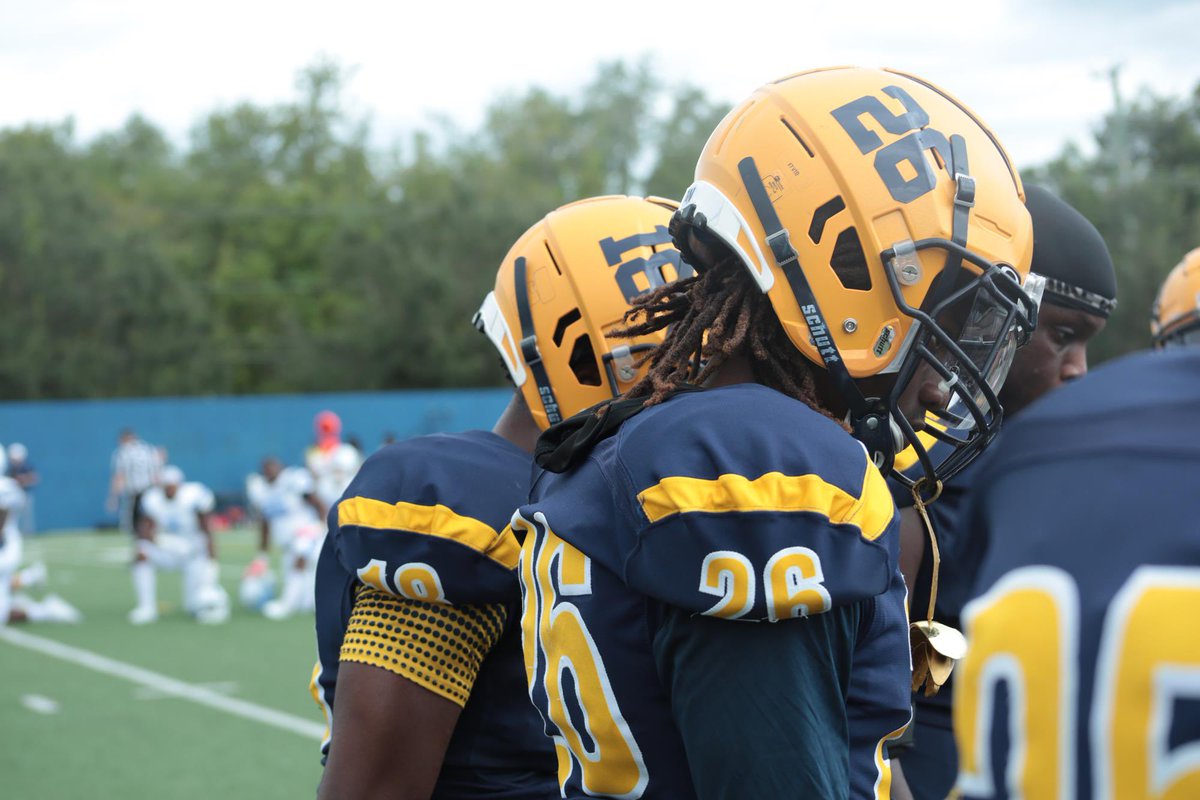 77kenH's tweet photo. Blessed to receive an offer from Warner University! @lgp_football @DistinctlyHis_ #DistinctlyHis https://t.co/DEsMlrKZhm