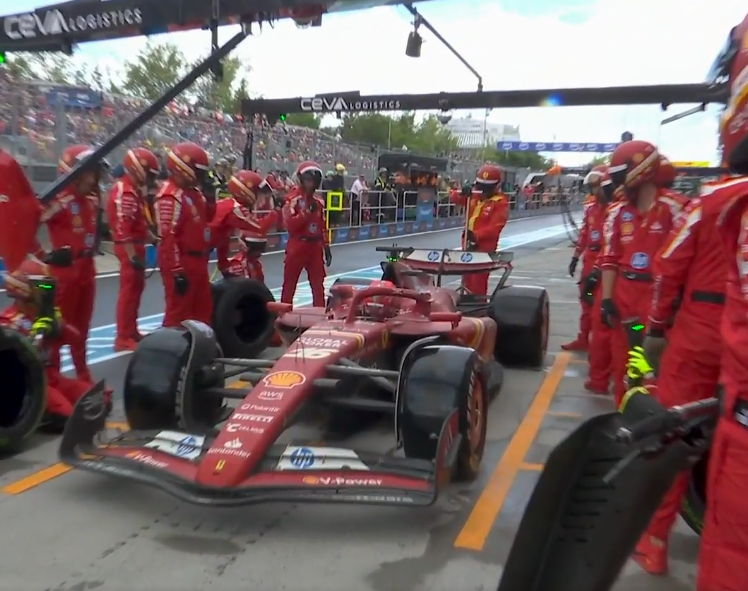 canaleffe's tweet photo. "Não tem como a ferrari piorar"

a ferrari: SE LIGA https://t.co/sumTuXzQNj