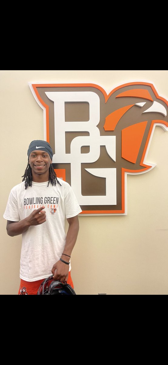 Congrats to Deontay Malone!!

Sophomore WR

Offer from BG!!

#TIG