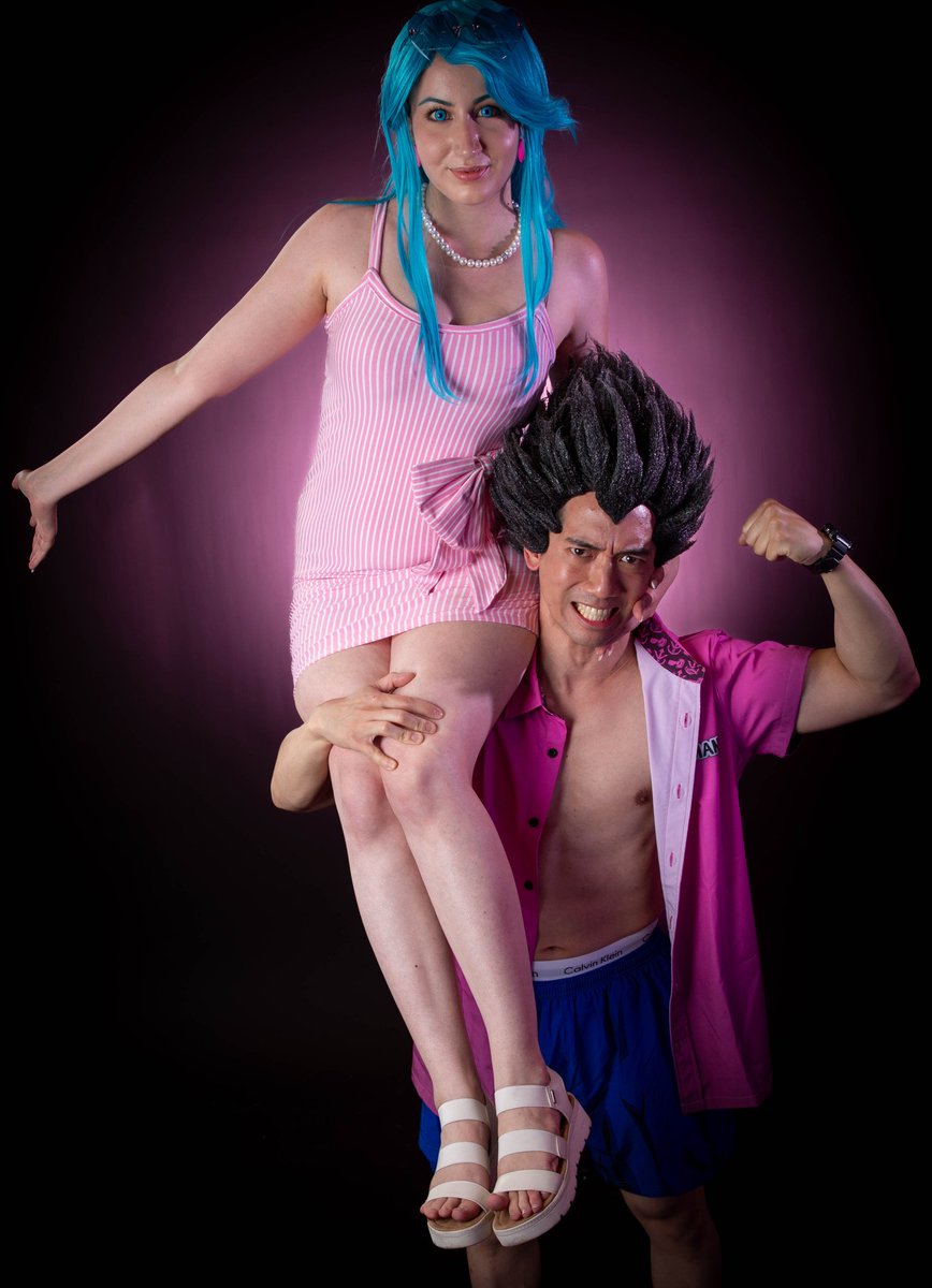 realtanwin's tweet photo. Happy Vegebul Day ! 💙💗

Shooting by @CoinCoinPhotos 👏
With costume design and posing inspired by the very talented @amartbee 💯
-------
🧏🏼‍♀️ Barbie Bulma : @nicoleseros
🙍🏻‍♂️ Vegeta Badman/Ken : @realtanwin
📸💻 @CoinCoinPhotos
🎨 Art by : @amartbee
👕 @justsaiyan_gear Code : TAN15
-------
#vegebul #vegebulday #june9th #vegeta #vegetacosplay #bulma #bulmacosplay #dragonballcosplayer #justsaiyangear #akiratoriyama