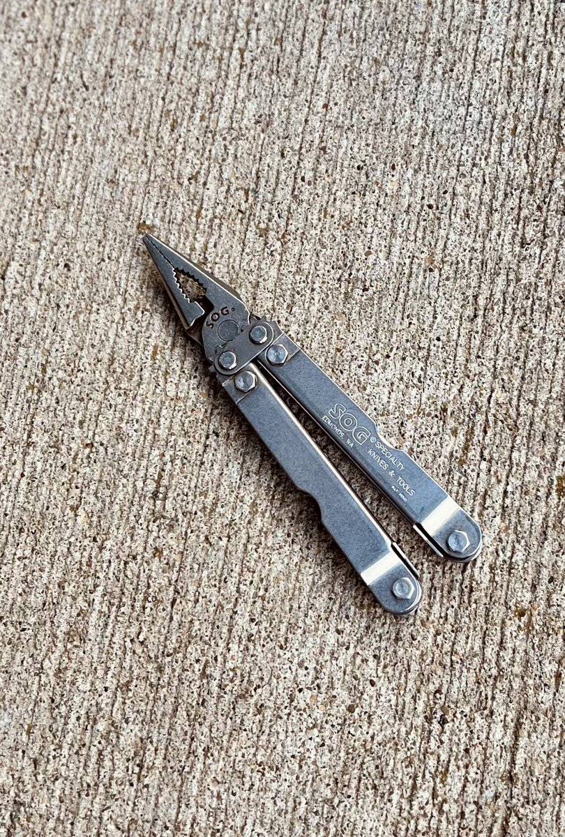 This <a href="/SOGKnives/">SOG Knives</a> multi is an OG in my #edc 

Solid AF 
This one even has sentimental value.
It’ll get passed on one day.

#everdaycarry