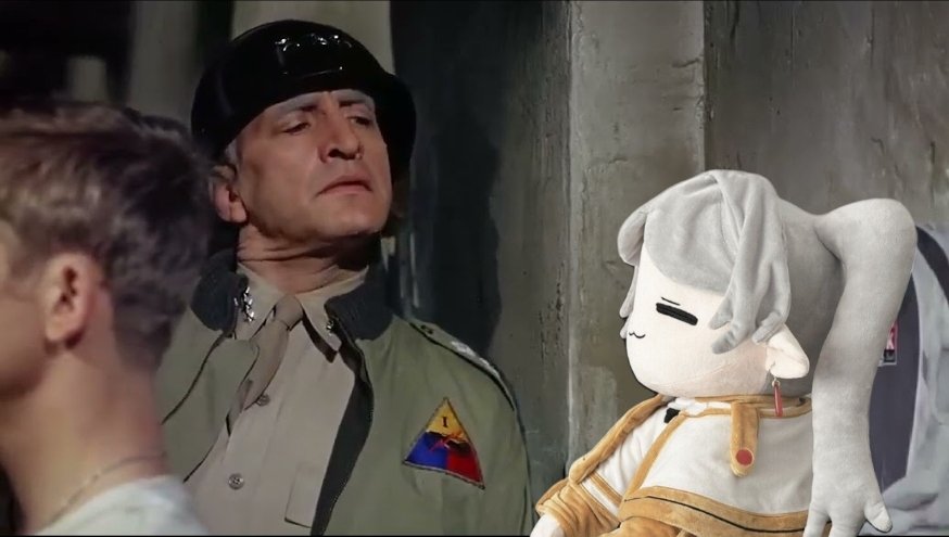 Anchovy_Pizza's tweet photo. Vietnam War veteran who worked his way up to 3 star general,doing an inspection of a modern barracks https://t.co/9hVbcbBBaA