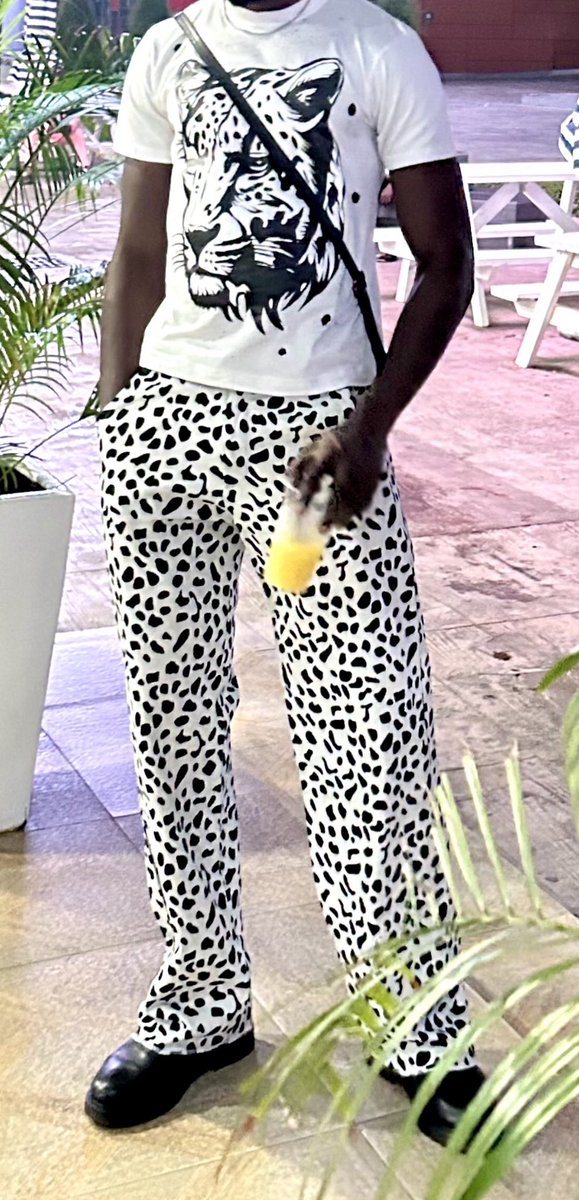 MeetOutsiider's tweet image. Element house was a madt tin fr. 
I had a blast.

#Elementhouse
#afrohouse