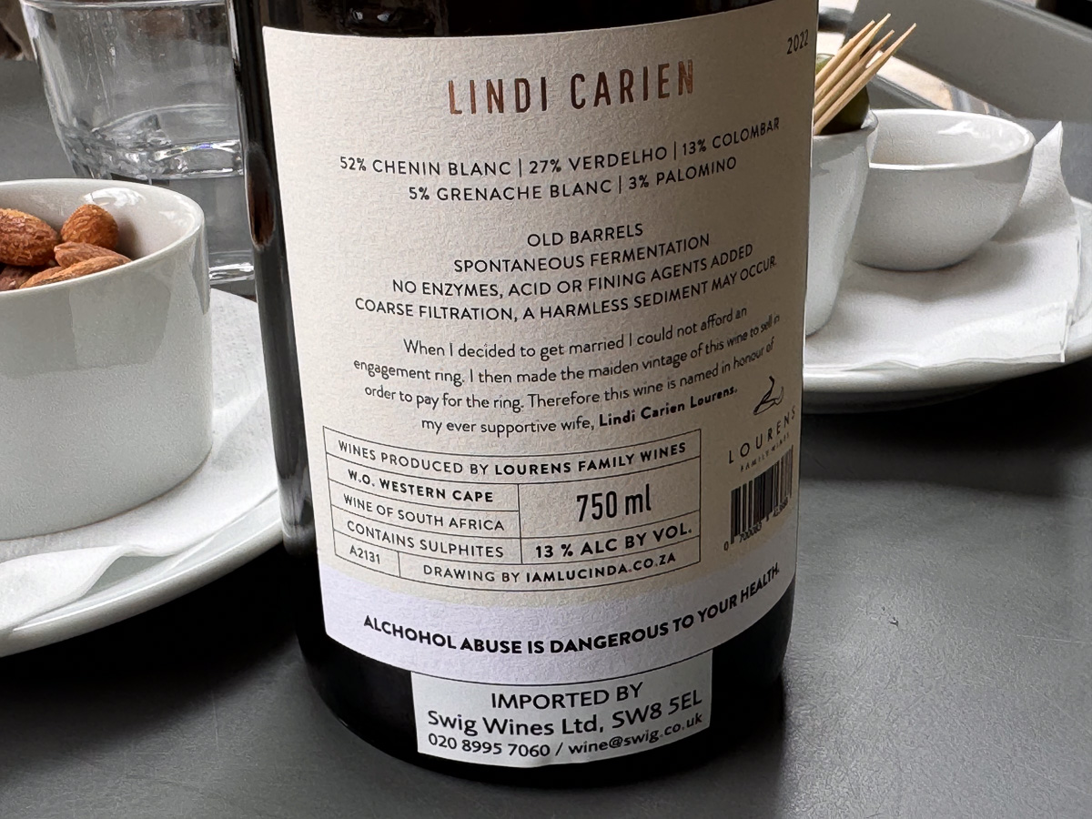 jamiegoode's tweet photo. So nice to finish a long walk with a stop at @thegoodwineshop in Kew to drink this lovely bottle from Franco Lourens with some almonds and olives https://t.co/e631MAh82I @WOSA_UK https://t.co/z2L4kjOkr3