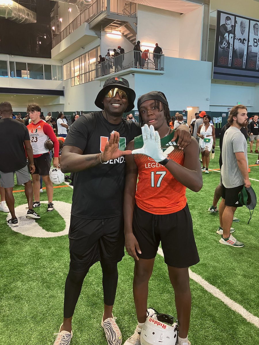 Riley Nowell tweet media