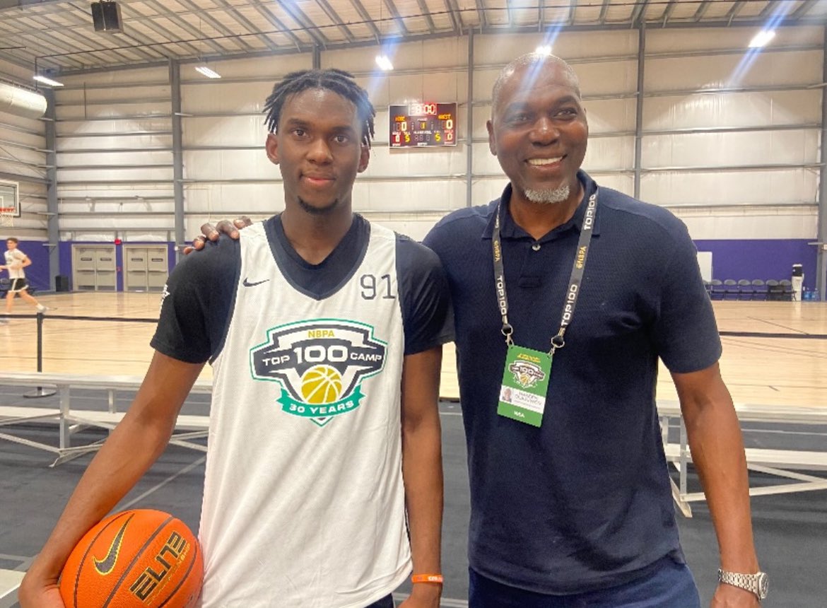 burnerstinsons's tweet image. Yeah it’s over for you @BIGEASTMBB #sooncome #oswin