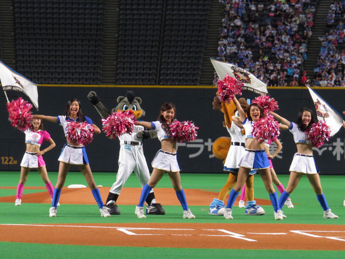 PPa743's tweet photo. 元プロ野球公式チアガール⚾️現在は4歳男の子のママで札幌でフリーアナウンサーとして活動している橋場　綾です🌸
みなさんお久しぶりです！Xも更新していこう！と思い心機一転しました☺️
司会進行やキャラクターショーMC、ダンスショーなどのお仕事もしています🎀🩷 https://t.co/7VVyoITDrI