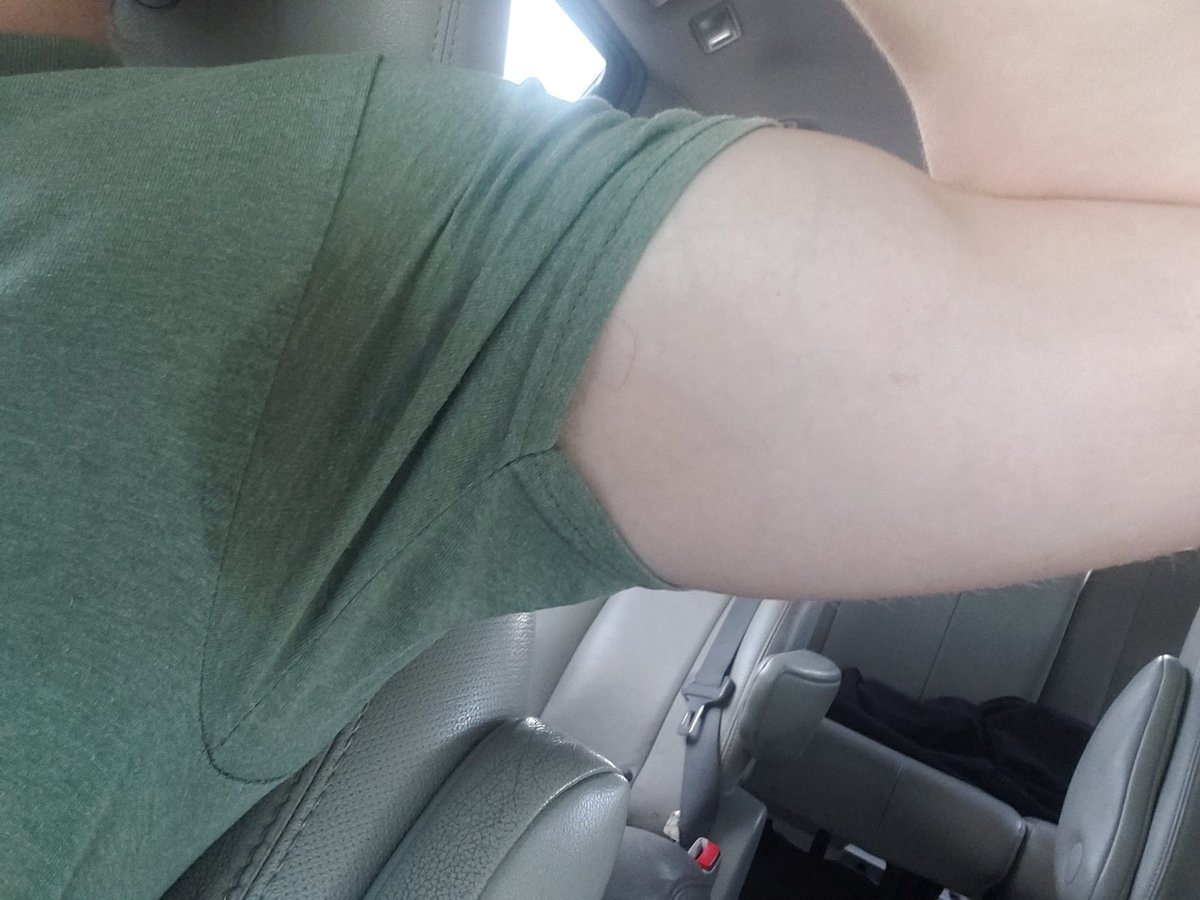 finmasterdom's tweet photo. just finished a SWEATY workout 🐷💦 pigs sniff your fucking screen and send loser

#findom #alpha #humanatm #alphafindom #cashmaster #paypig #walletdrain #whalesub #finsub #gay #armpitfetish #armpits https://t.co/uT79xxFGyR