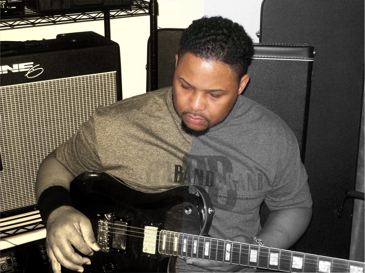 Mack Perry tweet media