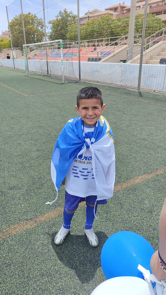 suli_fm84's tweet photo. Campeones en Roquetas de mar https://t.co/TA0splY52C