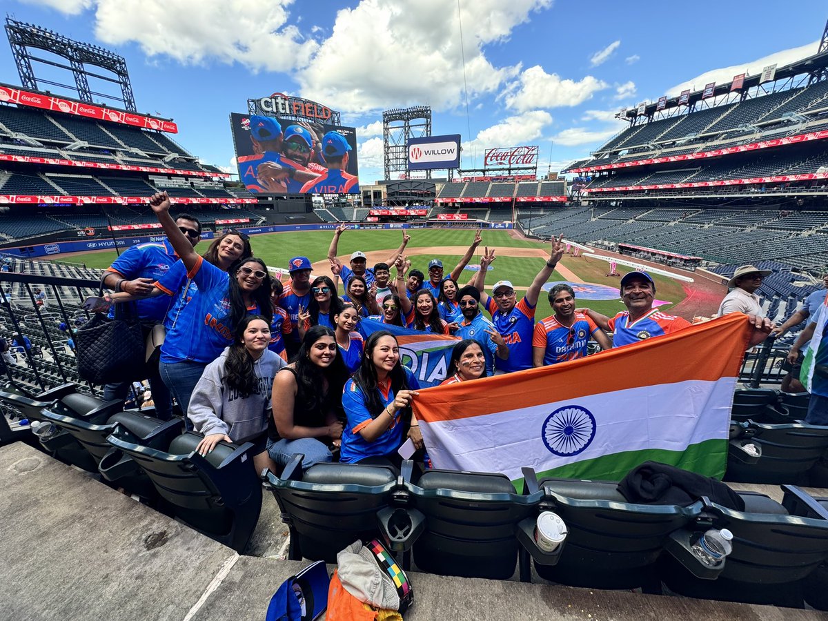 vanshvisuals's tweet photo. This is how a game should be…
#ICCT20WC
#CocaColaCricket
#NewYork
#IndiaIndia
#SeeUinBarbados
@I_LOVE_NY 
@BCCI 
@cricketworldcup https://t.co/6fVblTxHrk