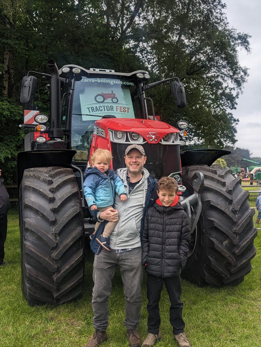 Loved #tractorfest today <a href="/NewbyHallGarden/">Newby Hall Garden</a> <a href="/NewbyHall/">Newby Hall</a>