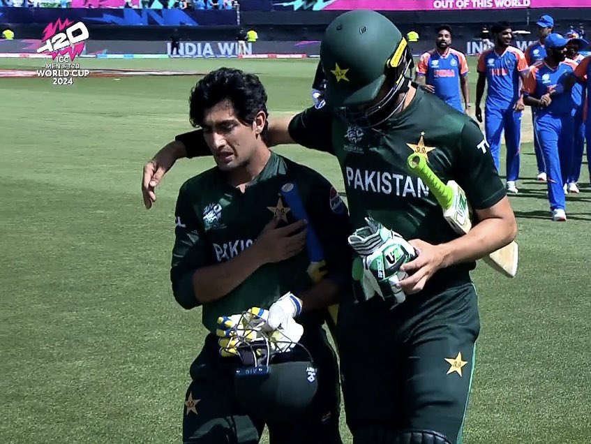 NajafAli56's tweet photo. Ya Allah akir kab tak 💔
#pakvsIN https://t.co/ku7wYafas4