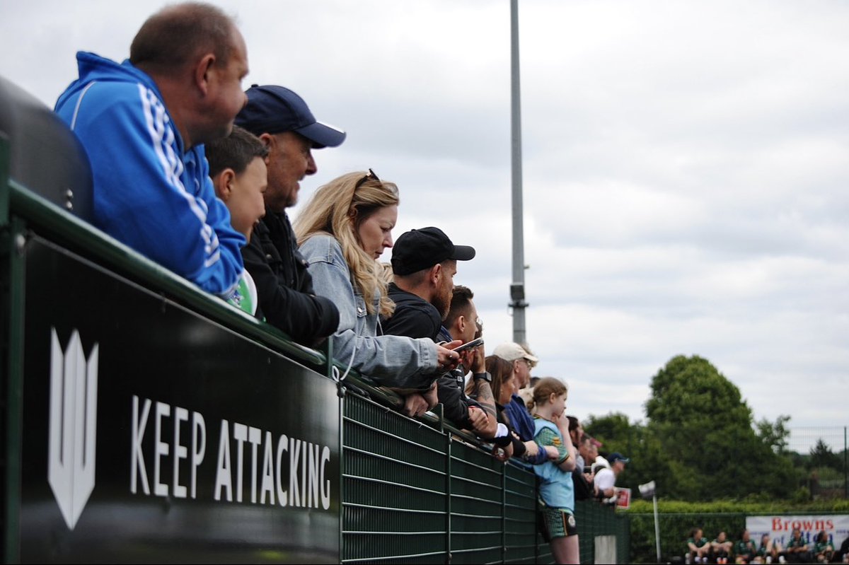 oldsnaps_'s tweet photo. Spent a fantastic day photographing our local ladies' football tournament! The enthusiasm &amp; skill on display were incredible. It's heartwarming to see our club and community come together to support and promote women's football. A big shoutout to all the organisers 👏🏼🖤🤍 https://t.co/GYbzYVxflg