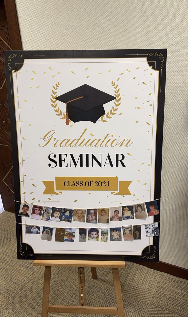 ra39ma's tweet photo. graduation seminar done ✔️🎓 https://t.co/4JnwO1LC6H