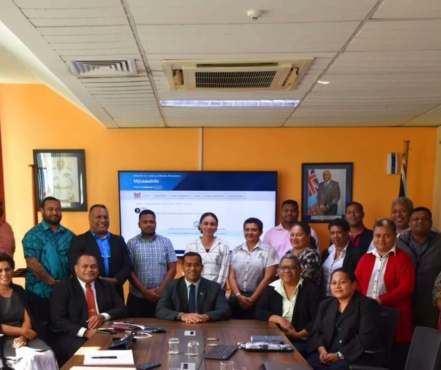 Ministry of Lands & Mineral Resources tweet media