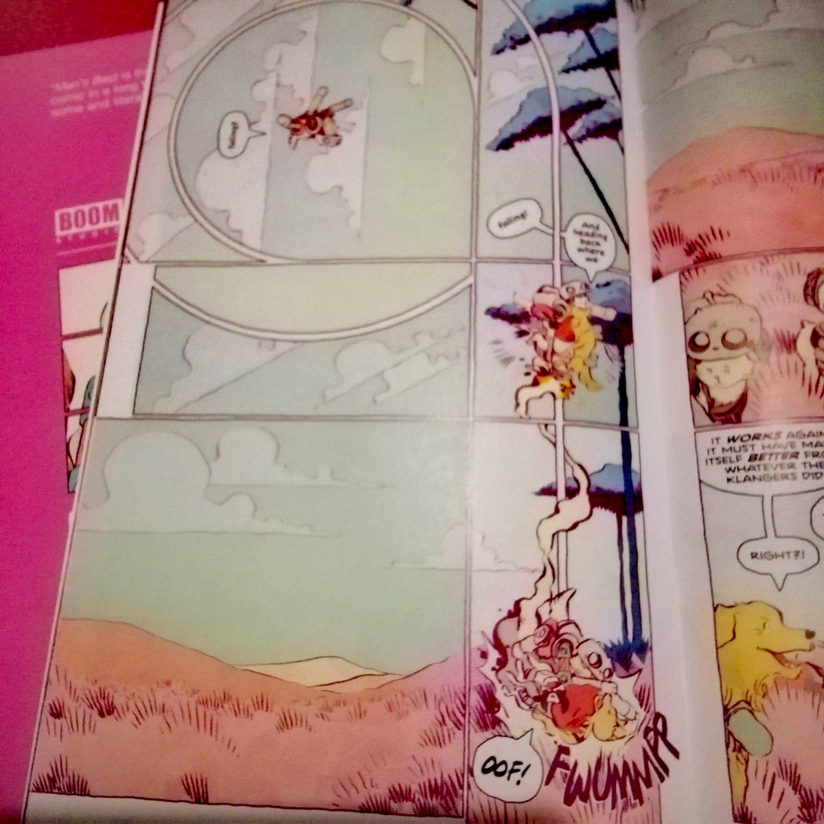 SCARCEXL's tweet image. Quel plaisir de lire Man's Best de Pornsak Pichetshote, Jesse Lonergan et Jeff Powell chez Boom dans de telles conditions: 26 pages de bd sans pub, couverture dure, très bon papier, pour 5$ chez Boom!
A retrouver dans Scarce 95 (animal comics)

(On finalise Scarce 94, patience!)