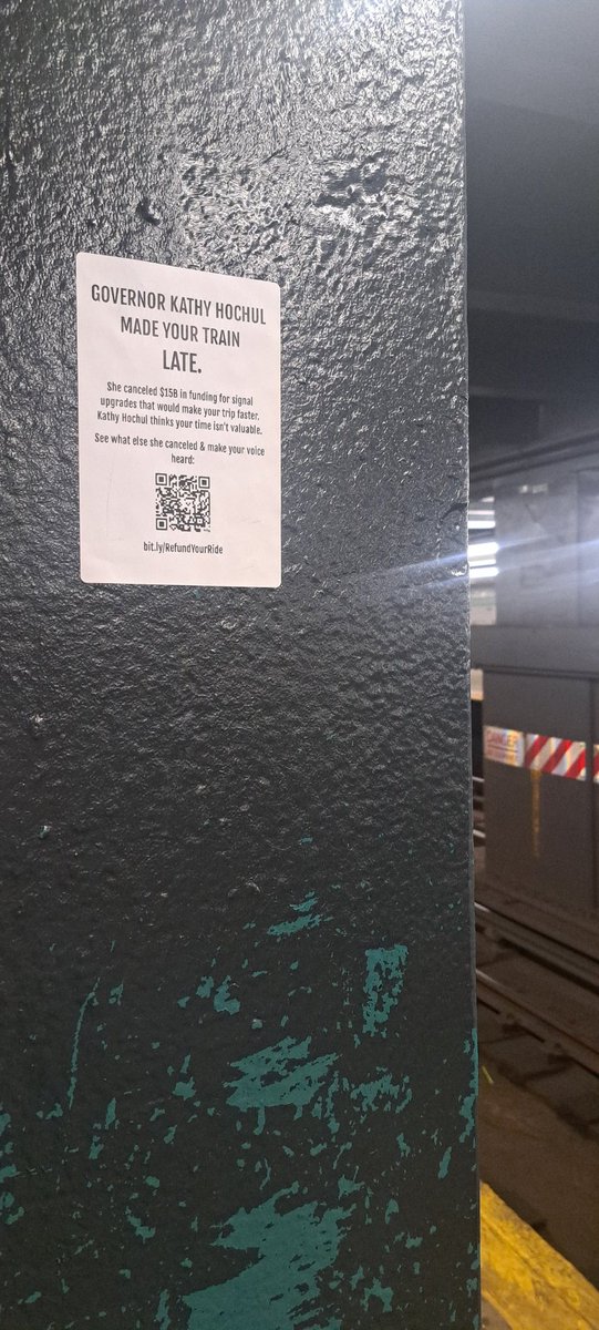 Spotted at Hoyt-Schernerhorn St station