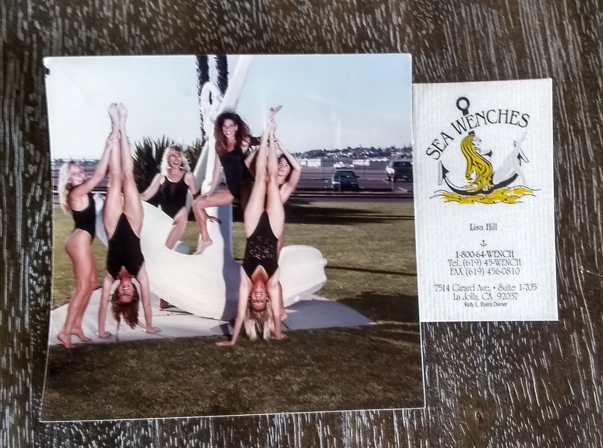 wwwestvintage's tweet image. Happiest of all Happy Birthdays to my beautiful best friend since 8th grade 🎂 I love you Kelly Byers - we&apos;ll see you in San Diego in a couple weeks ♥️  I found a picture of us at the San Diego airport, one we thought was lost! lol 😅😅😅   #alwayshavingfun