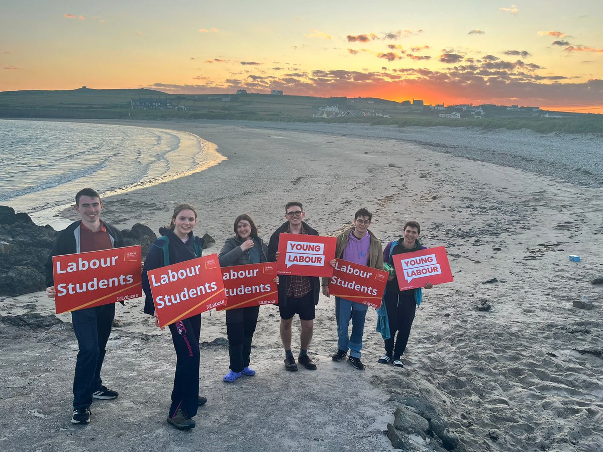 Young Labour tweet media