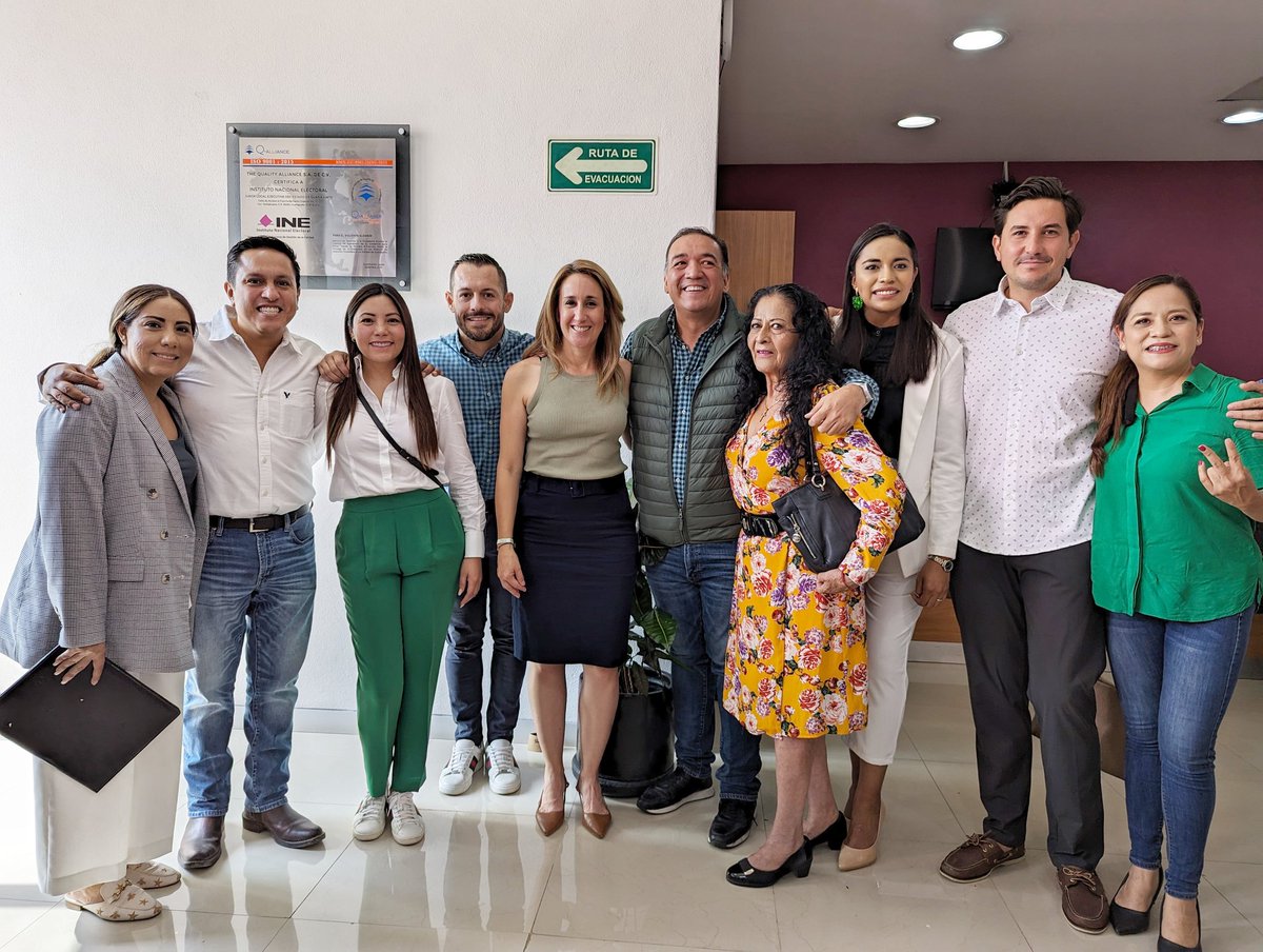 Soy verde y estoy orgullosa de este gran equipo, juntos vamos a transformar #Guanajuato ✌️💚