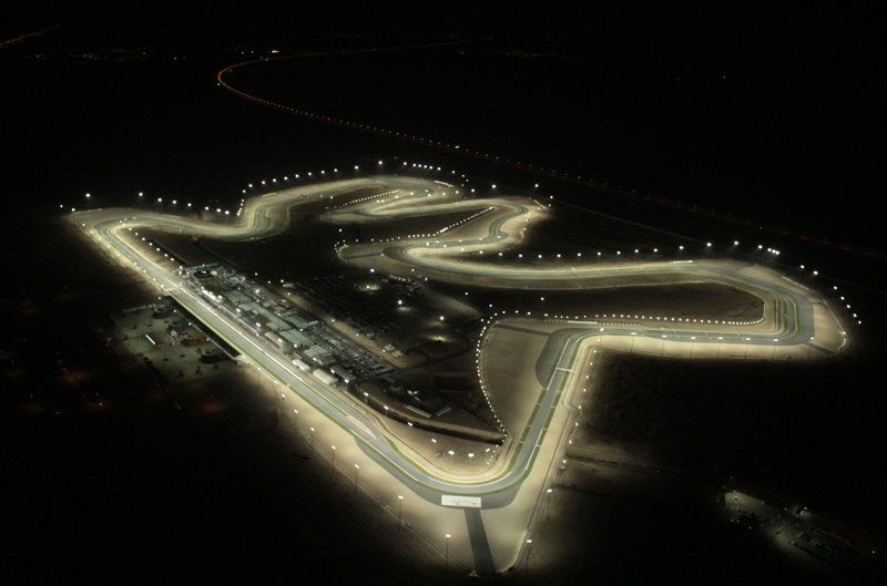 Moto___A's tweet image. 1. Losail

ABRIMOS LA TEMPORADA EN EL CIRUITO DE LOSAIL.

🇶🇦🇶🇦🇶🇦

El circuito posee 5.4 kilómetros, tiene una recta de 1.068 metros y 16 curvas.